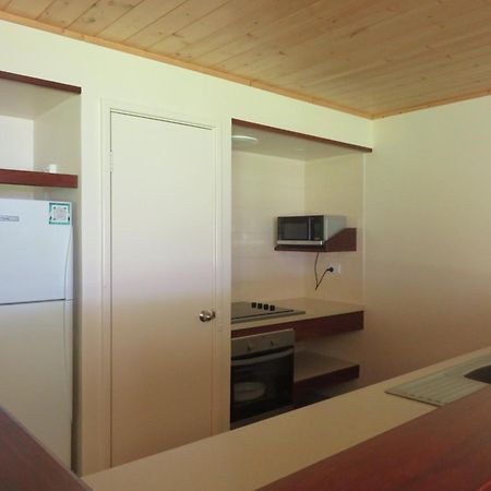 Siesta Park Holiday Resort Absolute Beachfront Resort บัสเซลตัน ภายนอก รูปภาพ