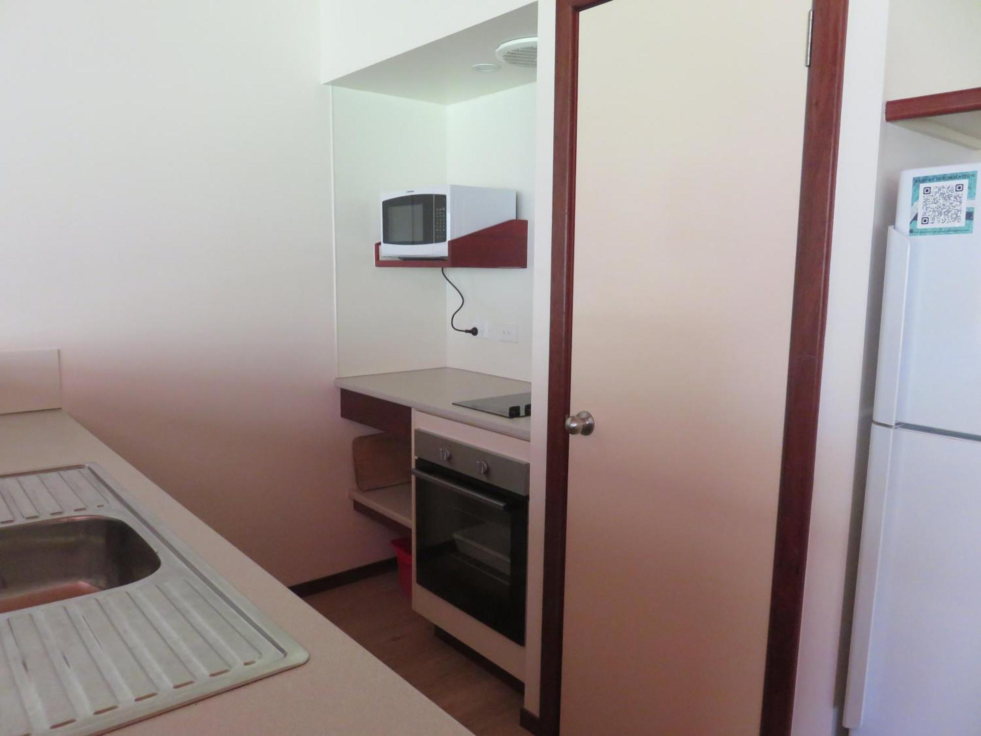 Siesta Park Holiday Resort Absolute Beachfront Resort บัสเซลตัน ภายนอก รูปภาพ